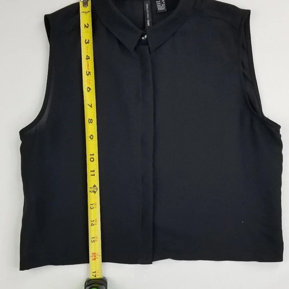 Ming Collection Small Sheer Hidden Buttons Top - Picture 5 of 6